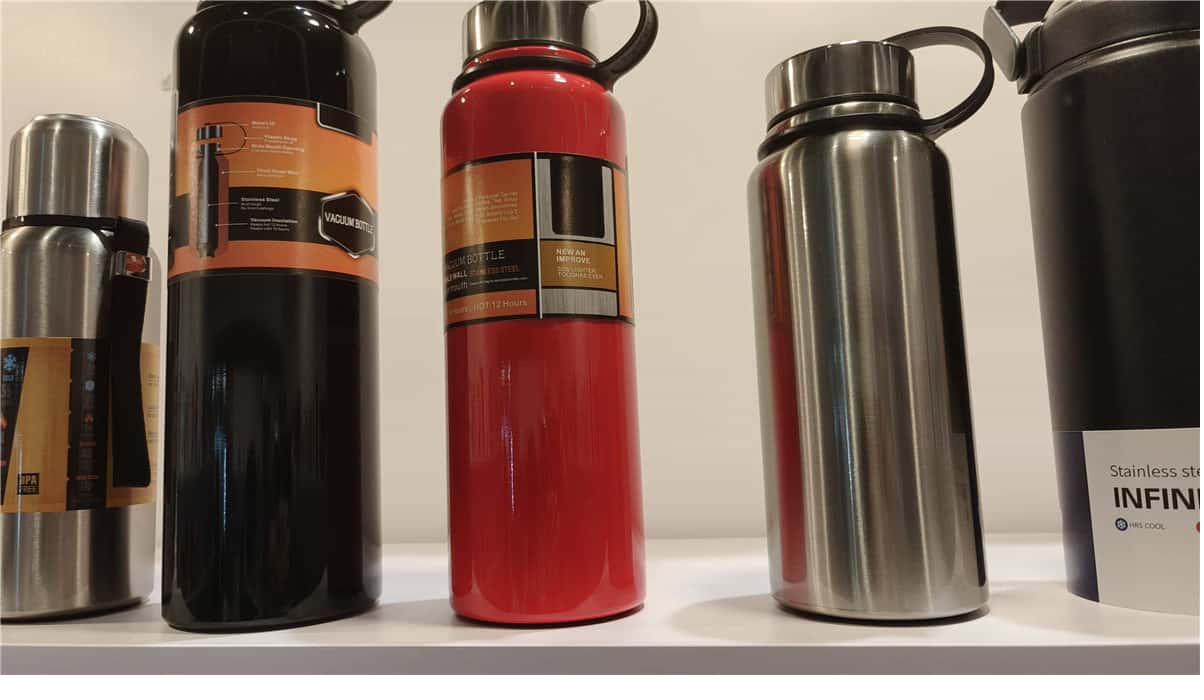 Insulated bottle and flask styles
