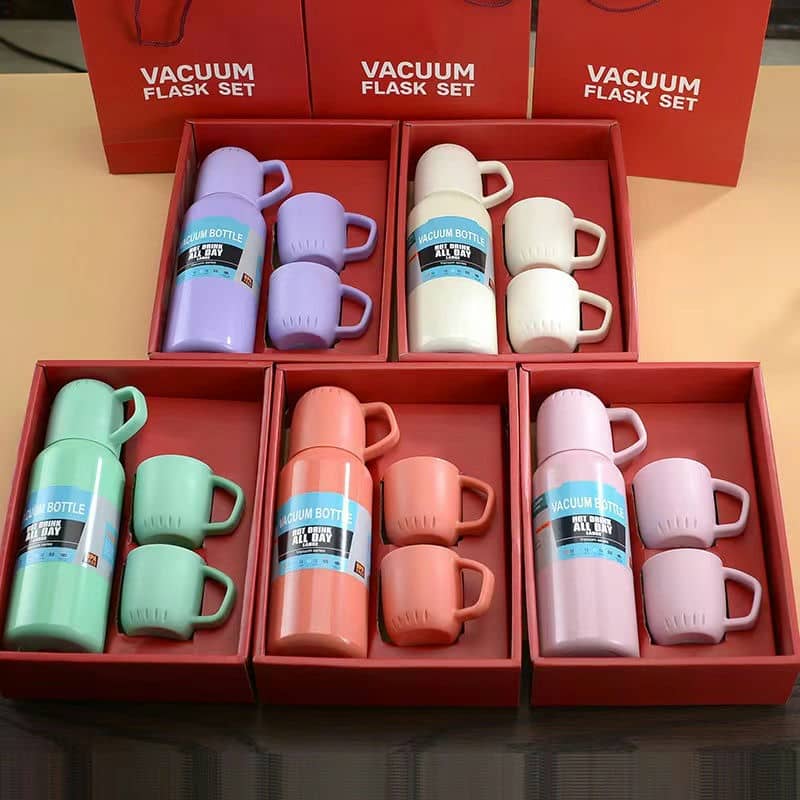 TV-1025 drinkware gift set — bottle and mug with branded packaging